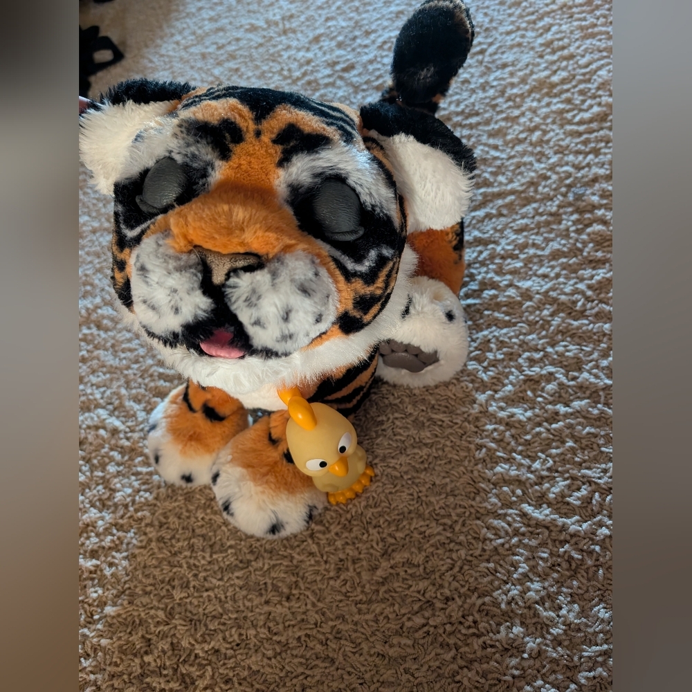 Furreal Roaring Tiger